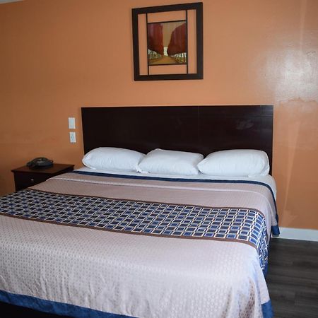 White Oaks Motel Pennsville/Carneys Point Екстериор снимка