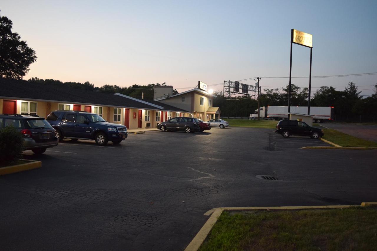 White Oaks Motel Pennsville/Carneys Point Екстериор снимка